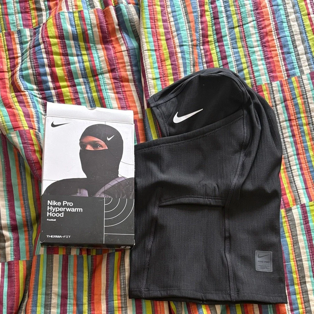 1-Nike Pro Hyperwarm Hood Black brand new inbox Thermo fit
